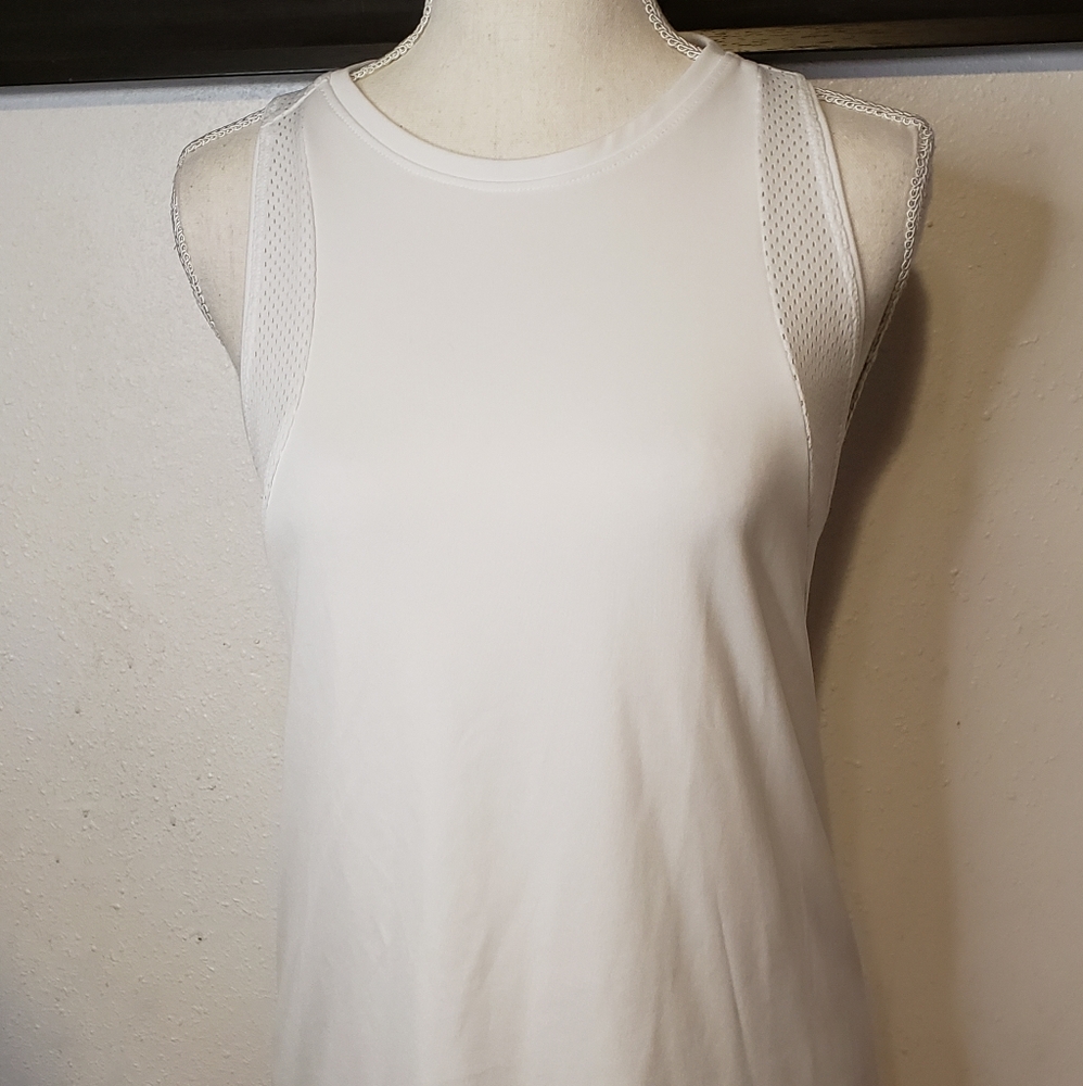 NIKE RUNNING TOP
